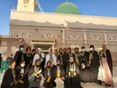 Jasa Umroh Plus Dubai Terbaik Bekasi - Harapan Indah, Bekasi